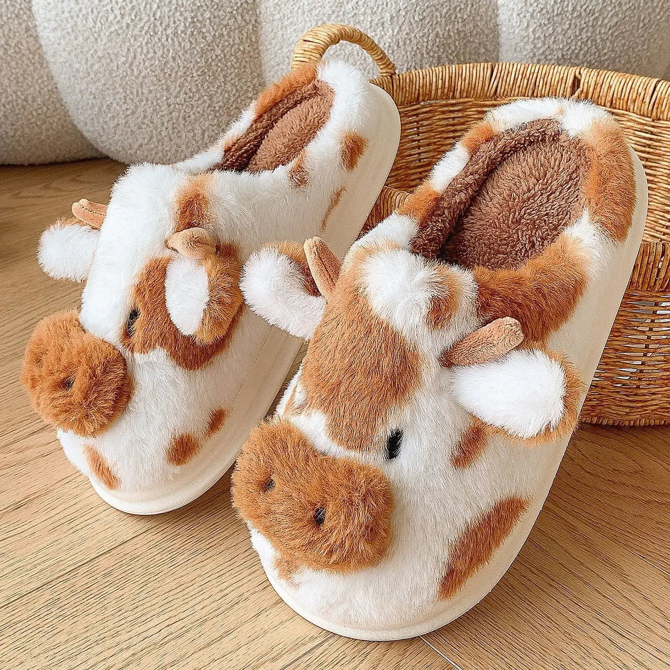 Luna & Bunny™ Soft - Stitched Cow Slipppers