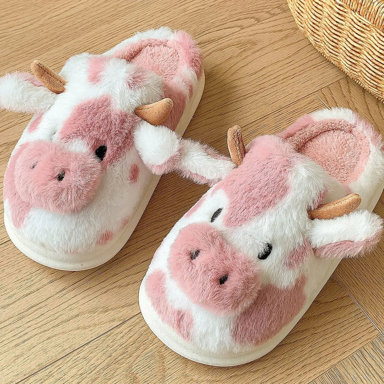 Luna & Bunny™ Soft - Stitched Cow Slipppers